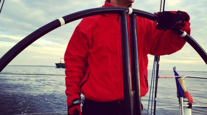 serban copot nevoit sa se interneze de urgenta in spital vomita chiar si in timp ce dormea