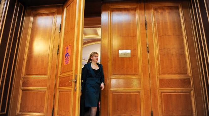 prahova sapte actuali parlamentari pnl printre care roberta anastase pe liste pentru un nou mandat