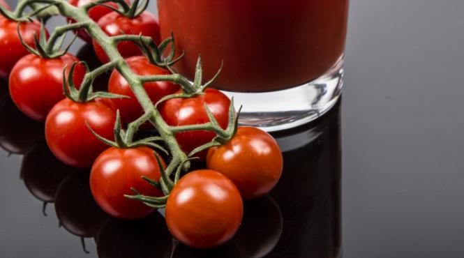 sucul de rosii ne fereste de infarct