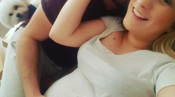 o cantareata celebra din romania a nascut prima imagine cu baietelul a fost postata pe internet