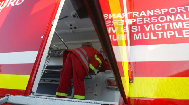 inca un accident pe dn 1 la barcanesti o persoana a fost preluata de un elicopter smurd