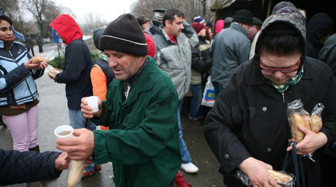 romania pe locul 93 din 140 in topul mondial al generozitatii