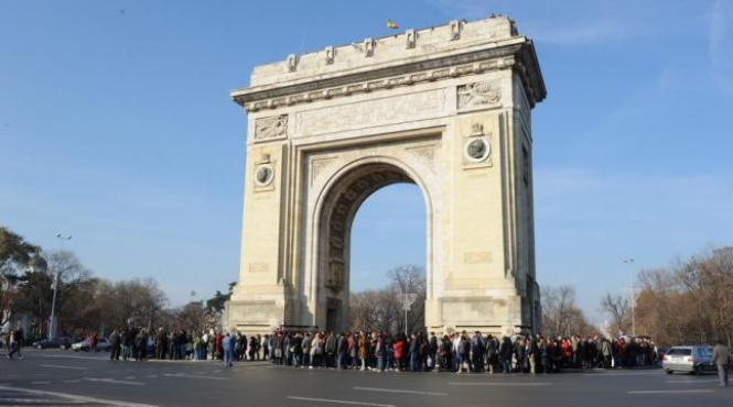 firea anunta ca sambata au fost reluate lucrarile la arcul de triumf