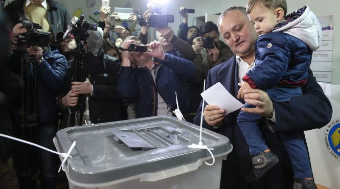 alegeri in republica moldova rezultate partiale igor dodon 52 62 maia sandu 33 8