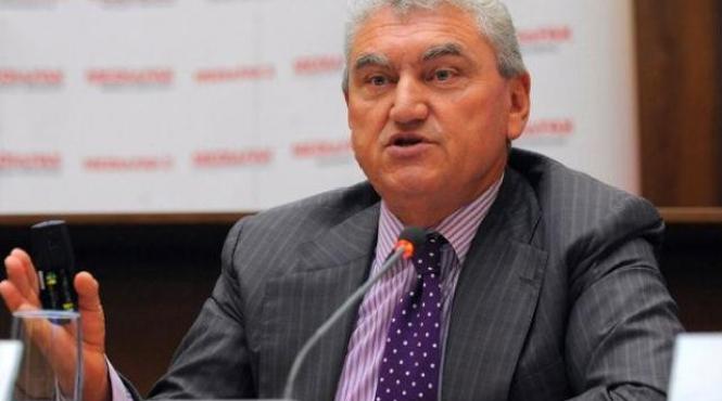 parlamentarii din comisiile de specialitate au votat inceperea procedurii de revocare din functie a presedintelui asf