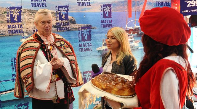 tractoristii si cantaretii de muzica populara vor un loc in parlament