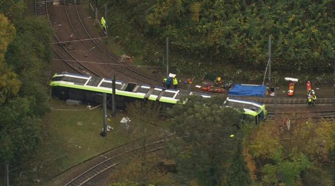 cinci morti in accidentul de tramvai din londra vatmanul arestat