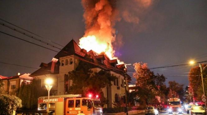 incendiu puternic in bucuresti patru case au fost cuprinse de flacari