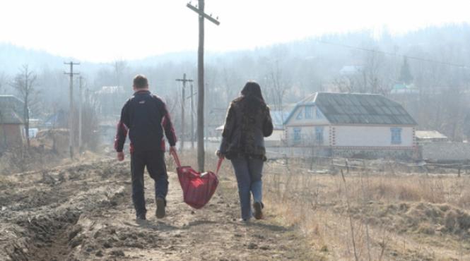 peste o jumatate de milion de persoane risca sa ramana fara apa si caldura in estul ucrainei