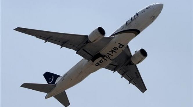 accident aviatic in pakistan avion cu 47 de persoane la bord a disparut de pe radare