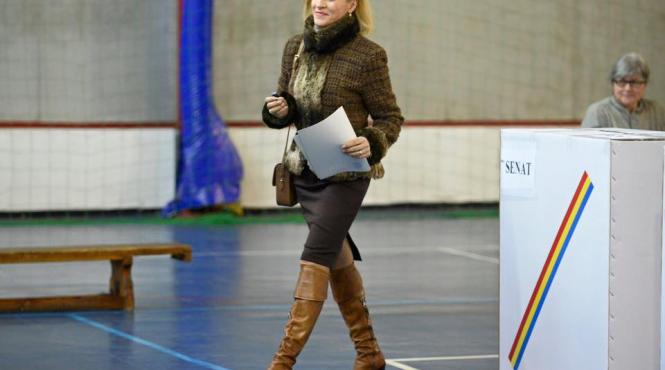 dimineata presa n a avut acces in sectia unde a votat gabriela firea ce a facut ulterior primarul capitalei