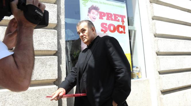 chirurgi in catuse procurorii se dau medici