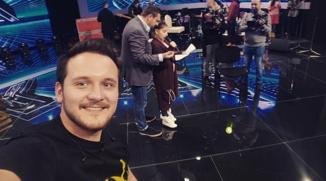 x factor cea de a doua gala live vine cu hit uri concurentii sunt incurajati de vedete la repetitii