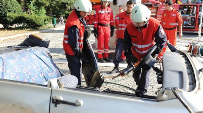 isu buzau a activat codul rosu de interventie in cazul a doua accidente rutiere