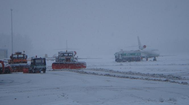 tarom ryanair wizz air si lot au anulat mai multe curse