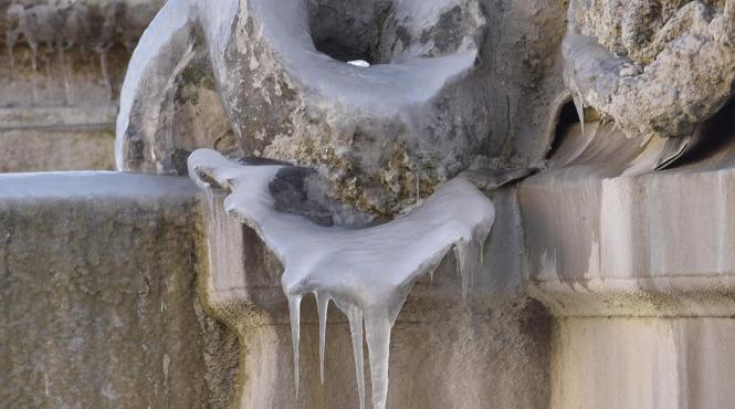 un val de frig polar loveste europa
