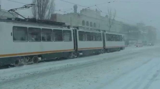 ratb a reluat circulatia a liniilor 23 32 si 117 pe bd george cosbuc