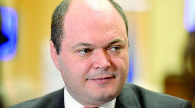 masurile adoptate deja de noul guvern costa 8 91 miliarde de lei