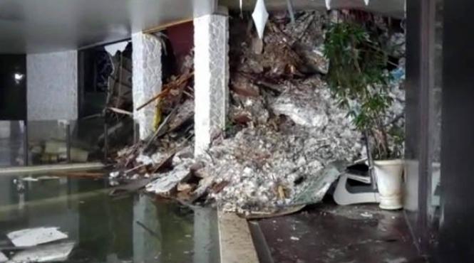 alerta italia 3 romani se aflau in hotelul maturat de o avalansa