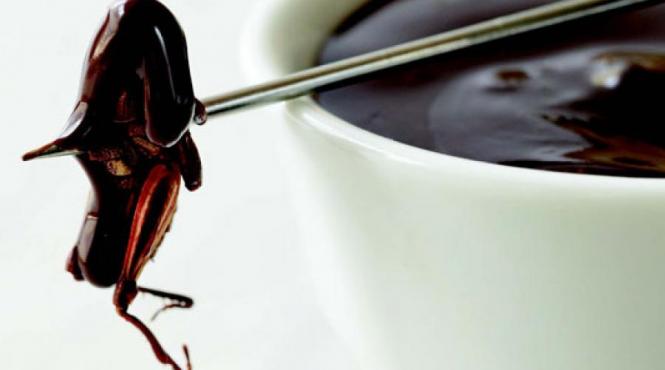 japonezii sarbatoresc valentine s day cu dulciuri realizate din insecte