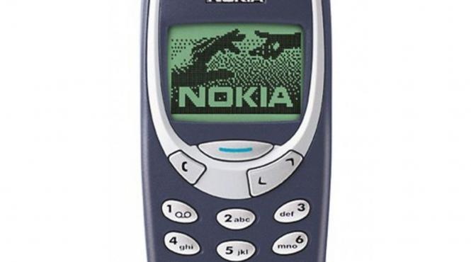 nokia 3310 cel mai rezistent telefon fabricat vreodata va fi relansat in 2017