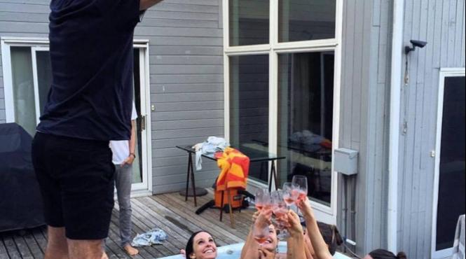 cine realizeaza fotografiile perfecte ale fetelor de pe instagram