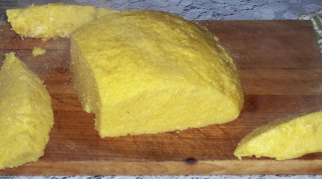 daca nu mai vreti paine incercati mamaliga