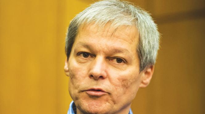 dacian ciolos isi face partid dreapta se faramiteaza