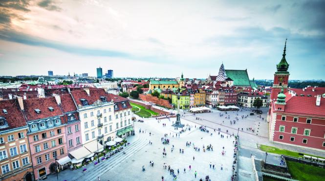 destinatia saptamanii varsovia orasul renascut din cenusa