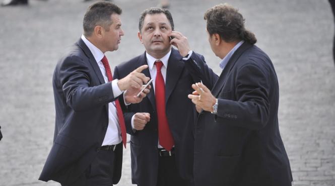 marian vanghelie si oana mizil jefuiti de bona filipineza