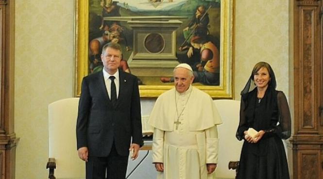 iohannis si a luat si nevasta la roma