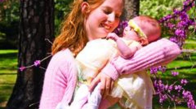 tragedia fetitelor care fac copii la varste fragede