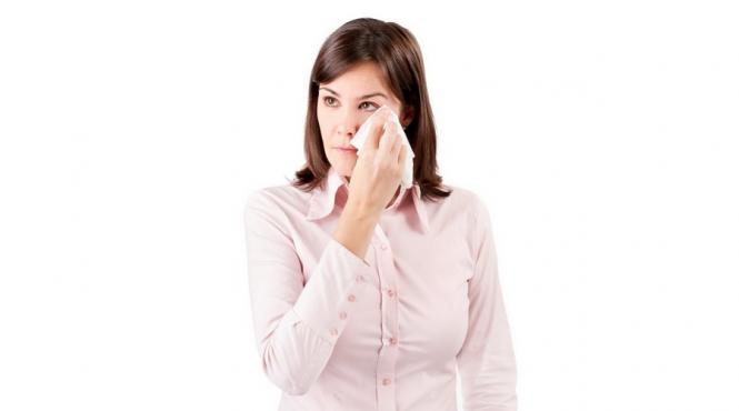 cum tratezi epifora boala ochilor inlacrimati