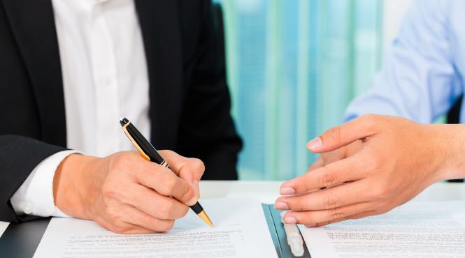 ghetea se vrea la te pui cu blondele