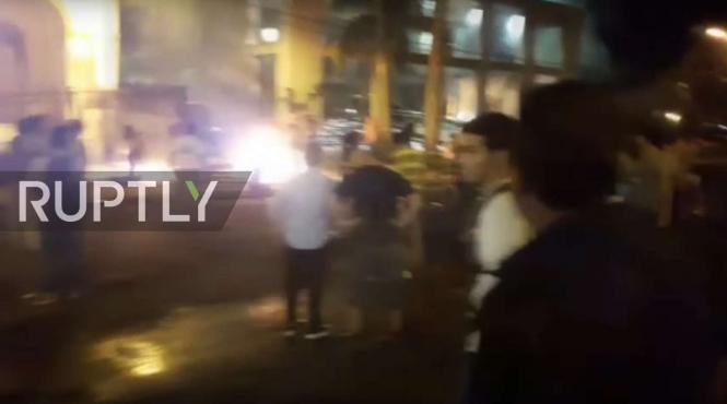 paraguay congresul ocupat violent si incendiat de manifestanti presedintele tarii indeamna la calm