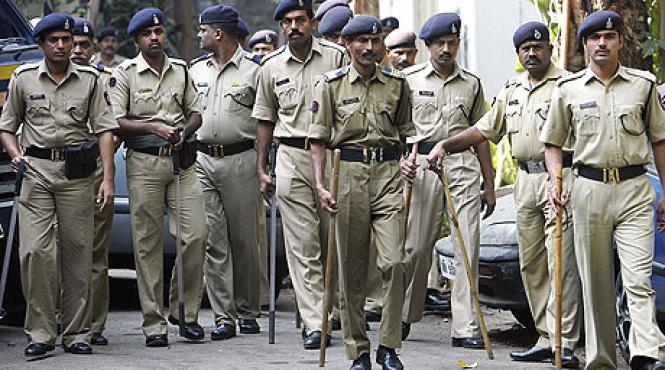 india cel putin 200 de politisti au fost spitalizati din cauza unei toxiinfectii alimentare