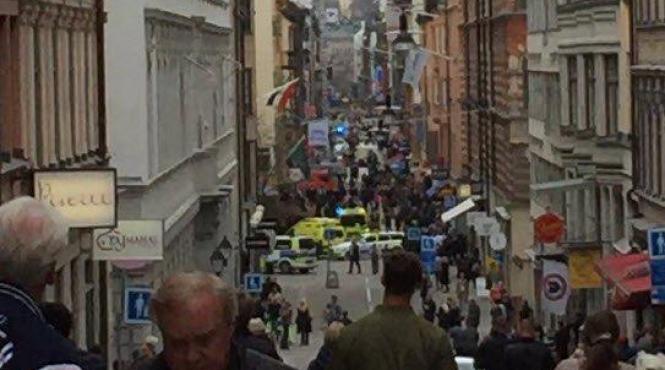 terorism in stockholm presa suedeza a aflat cine este romanca ranita in atentat