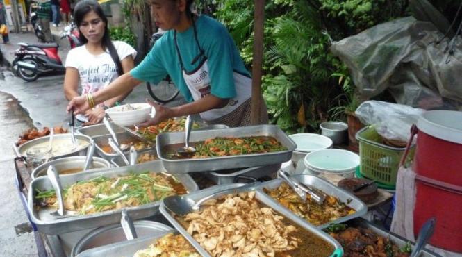 bangkok va interzice faimoasele sale tarabe stradale cu mancare