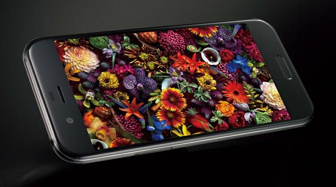 sharp dezvaluie aquos r un smartphone high end echipat cu o camera foto de 22 6 mp