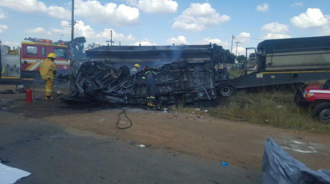 africa de sud 20 de elevi si au pierdut viata intr un accident rutier