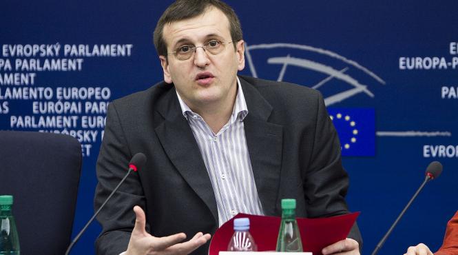 cristian preda a refuzat invitatia la palatul cotroceni pentru ca nu are chef sa ciocneasca sampanie cu pungasi