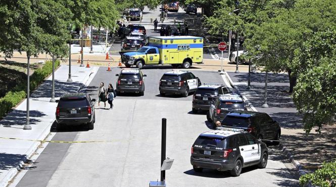 atac cu sange rece la universitatea texas un student a fost ucis si alti trei sunt raniti grav