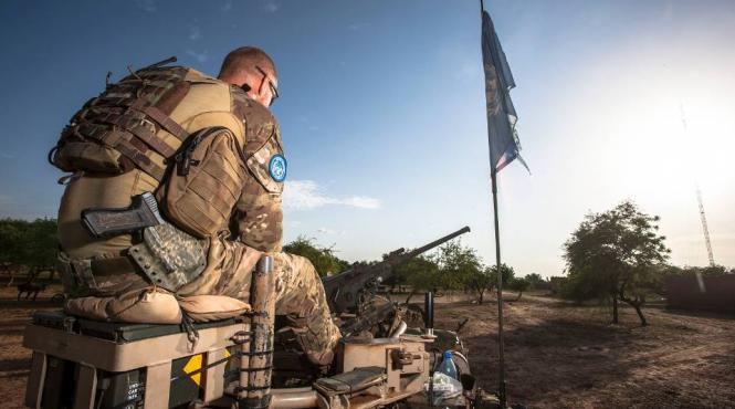 atac asupra unei tabere a misiunii onu din mali un mort neidentificat noua militari raniti