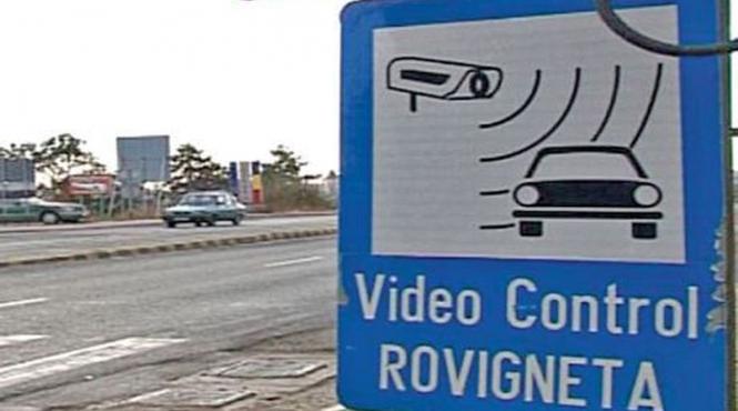 video a facut accident pentru ca nu avea rovinieta
