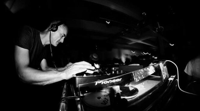 faimosul dj robert miles cunoscut pentru hitul children a murit la varsta de 47 de ani