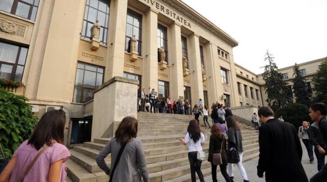peste 7 800 de locuri la universitatea bucuresti
