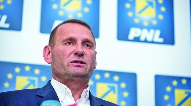 catarama un mic trump liberal