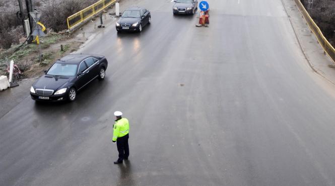 politistii din vrancea cauta un sofer care a lovit o femeie pe zebra in galati