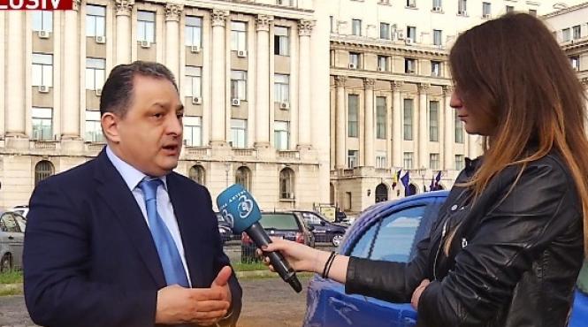 noi dezvaluiri in scandalul arhivei doi si un sfert vanghelie ministrii primeau la cafea dosare despre ei