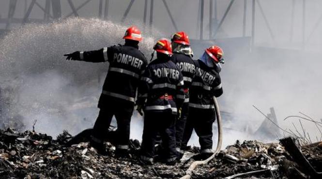 incendiu la o casa si un centru de incarcat butelii in chitila
